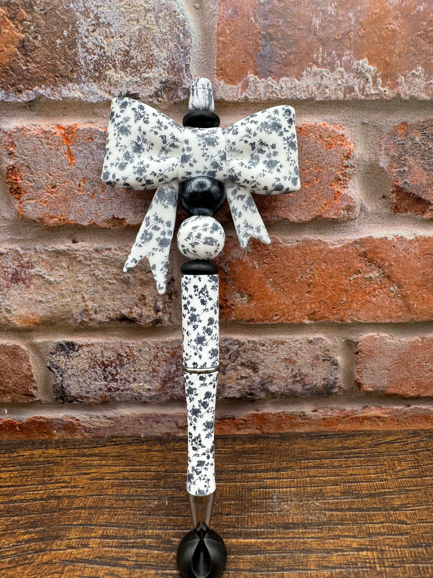 Prairie Posey Bow Pen Collection